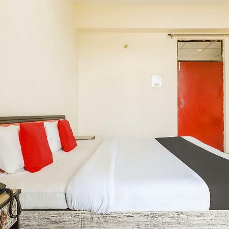 Hotel Capital O 60233 Brij Ki Rasoi Deluxe Lucknow Exterior foto
