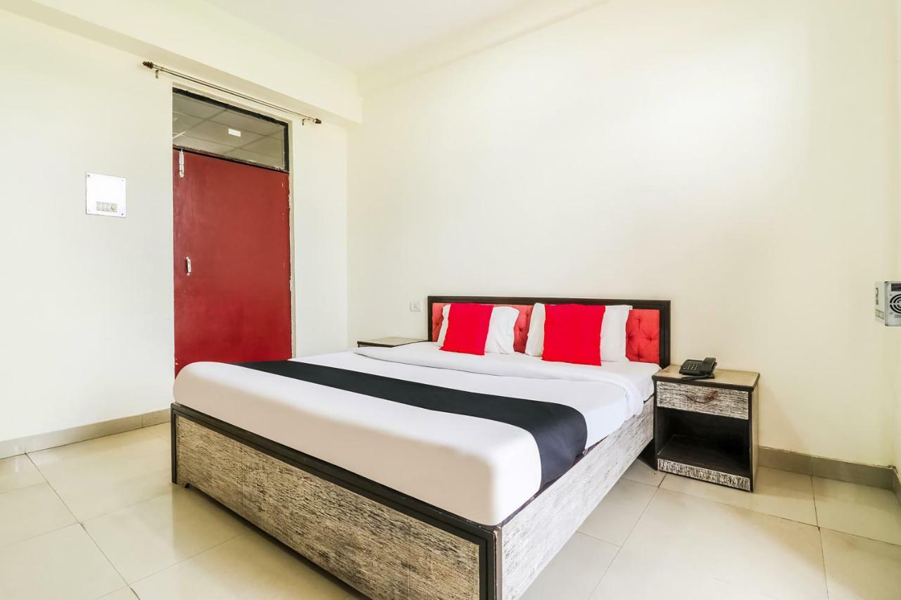 Hotel Capital O 60233 Brij Ki Rasoi Deluxe Lucknow Exterior foto